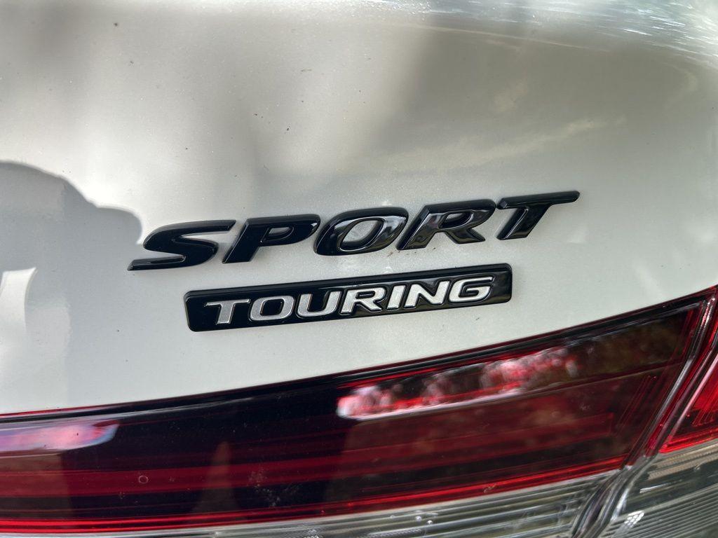 new 2026 Honda Civic Hybrid car, priced at $32,521