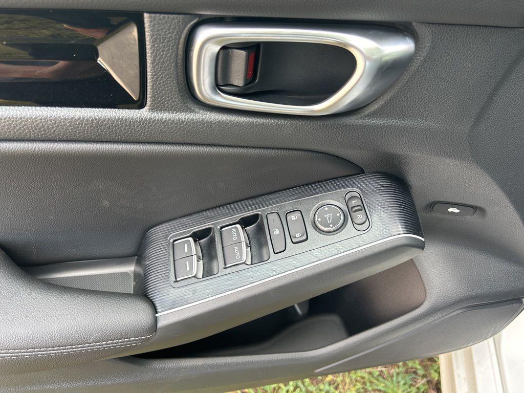 new 2026 Honda Civic Hybrid car, priced at $32,521