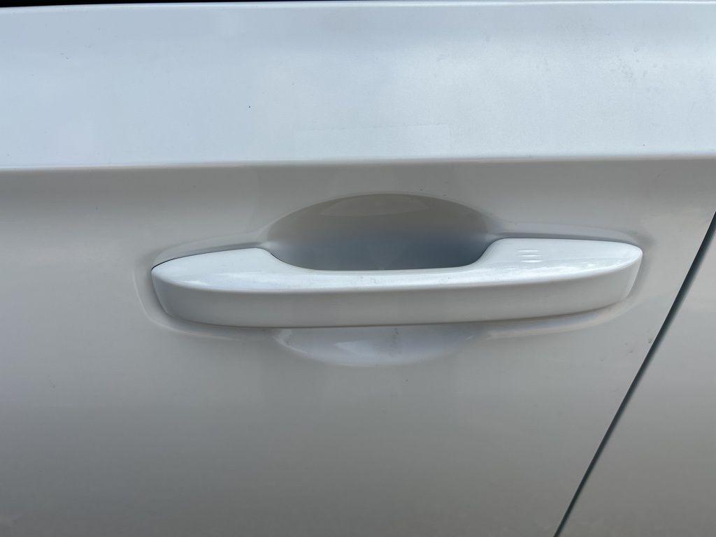 new 2026 Honda Civic Hybrid car, priced at $32,521