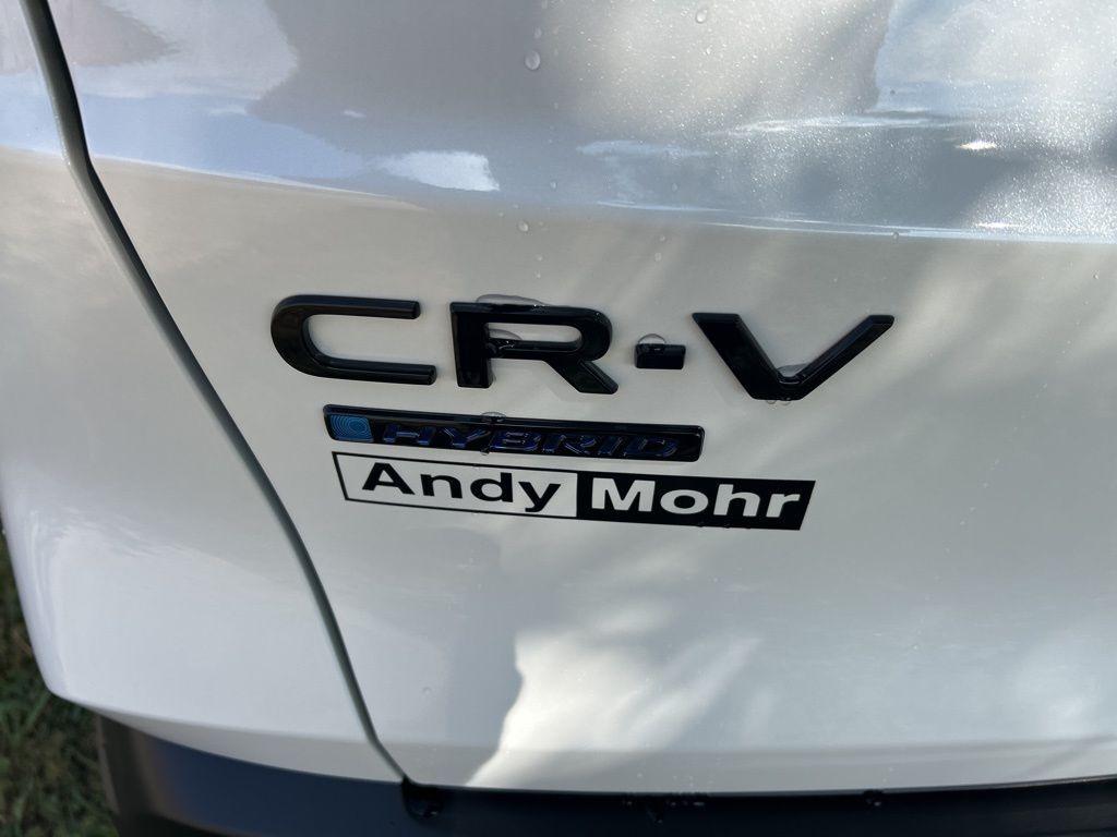 new 2026 Honda CR-V Hybrid car, priced at $40,615