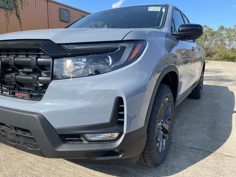 new 2025 Honda Ridgeline car, priced at $40,500