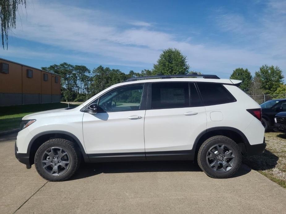 new 2025 Honda Passport car, priced at $45,995