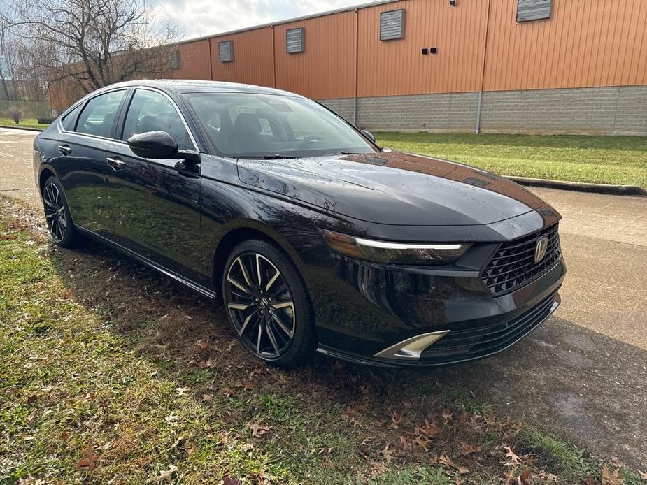 new 2025 Honda Accord Hybrid car, priced at $40,395