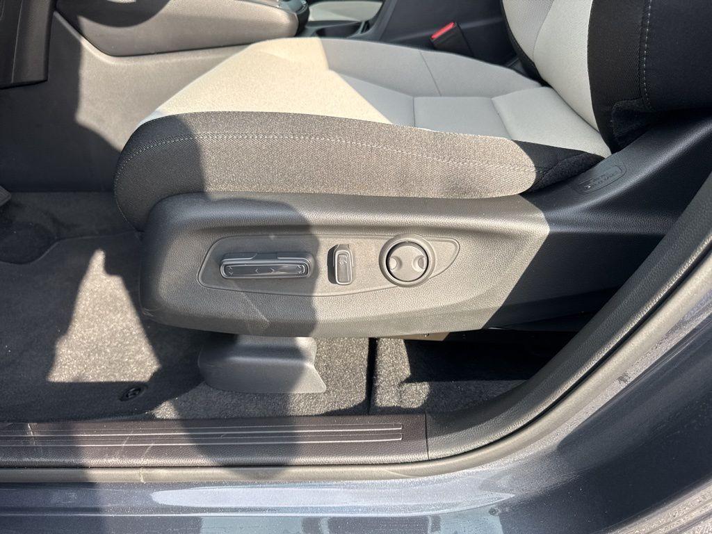 new 2025 Honda CR-V car, priced at $35,745