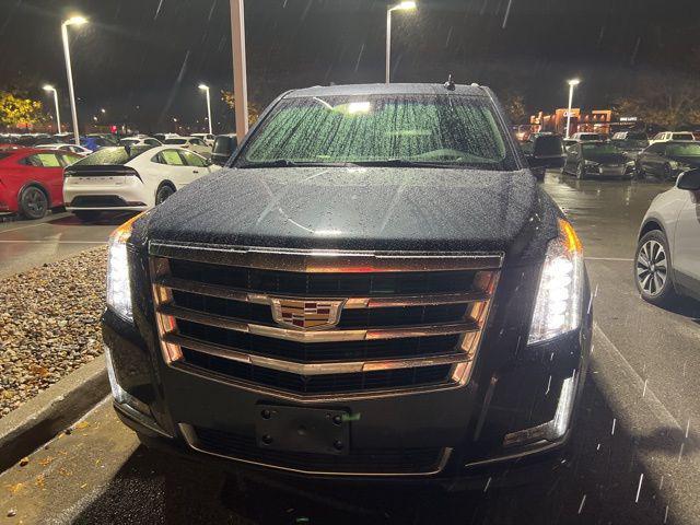 used 2020 Cadillac Escalade car, priced at $35,079