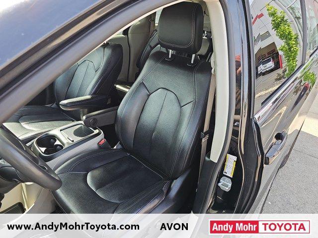 used 2022 Chrysler Pacifica car, priced at $22,120