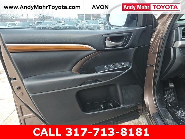 used 2018 Toyota Highlander car, priced at $23,500