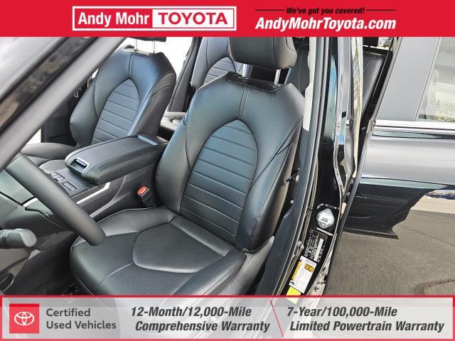 used 2024 Toyota Highlander car, priced at $42,077