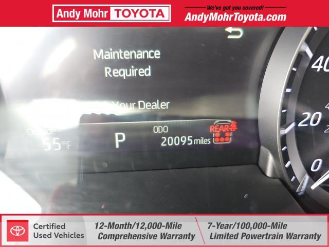 used 2024 Toyota Highlander car, priced at $42,077