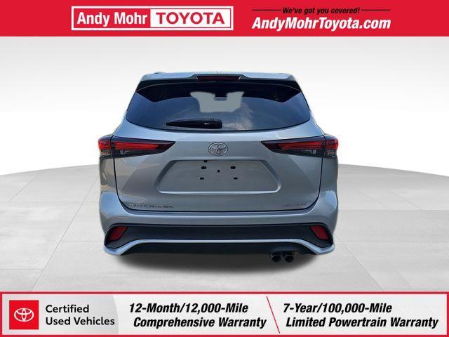 used 2024 Toyota Highlander car, priced at $40,701