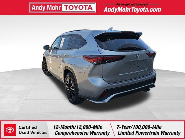 used 2024 Toyota Highlander car, priced at $40,701