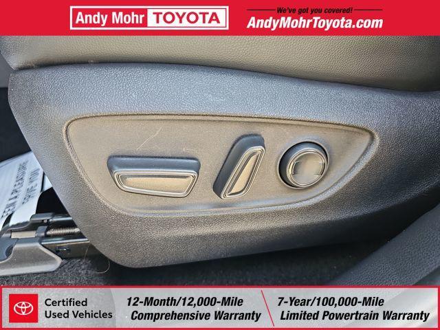 used 2024 Toyota Highlander car, priced at $40,701