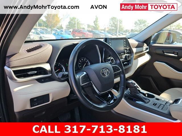 used 2021 Toyota Highlander car, priced at $35,680