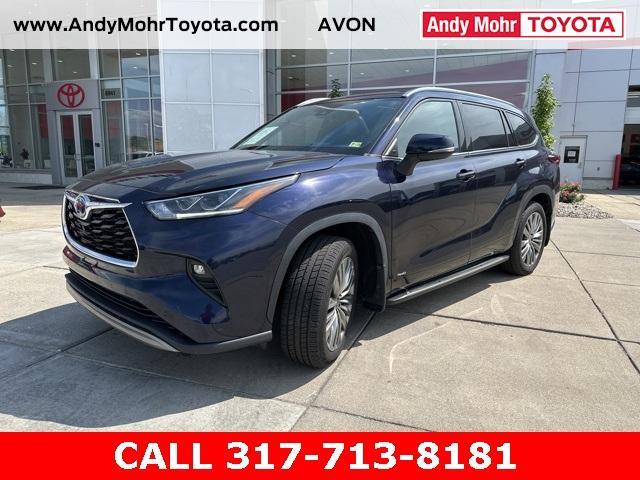 used 2022 Toyota Highlander Hybrid car, priced at $45,911