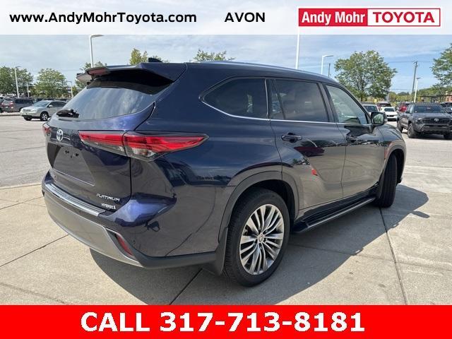 used 2022 Toyota Highlander Hybrid car, priced at $45,911