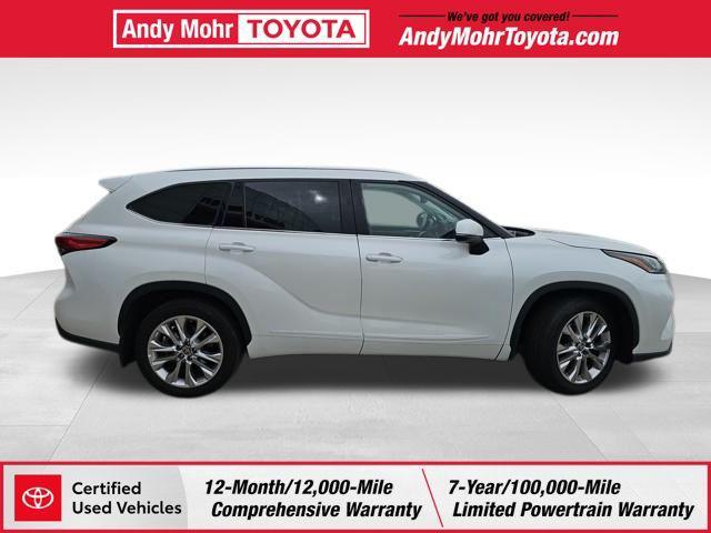 used 2022 Toyota Highlander car, priced at $41,534