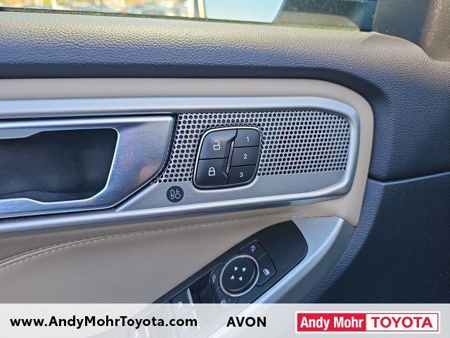 used 2022 Ford Explorer car, priced at $26,234