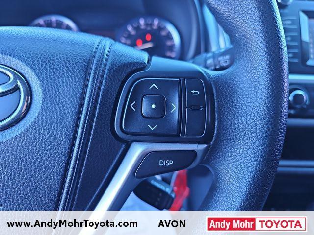 used 2014 Toyota Highlander car, priced at $17,171