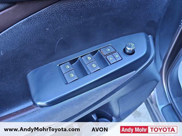 used 2014 Toyota Highlander car, priced at $17,171