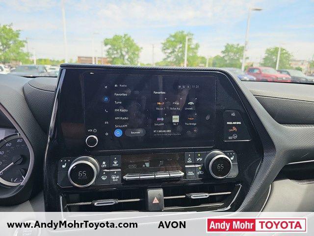 used 2024 Toyota Highlander car, priced at $43,840