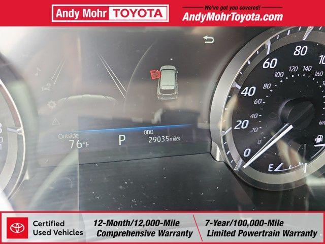 used 2024 Toyota Highlander car, priced at $38,649