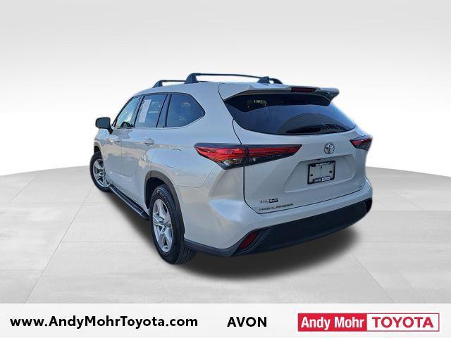 used 2022 Toyota Highlander car, priced at $32,166