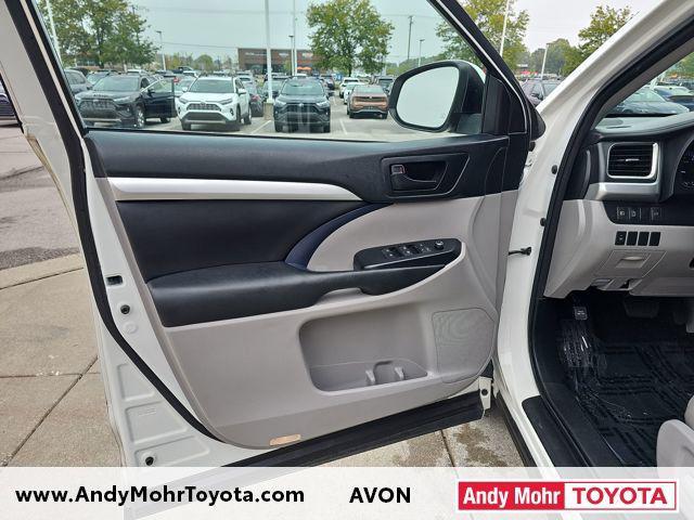 used 2017 Toyota Highlander car, priced at $22,432