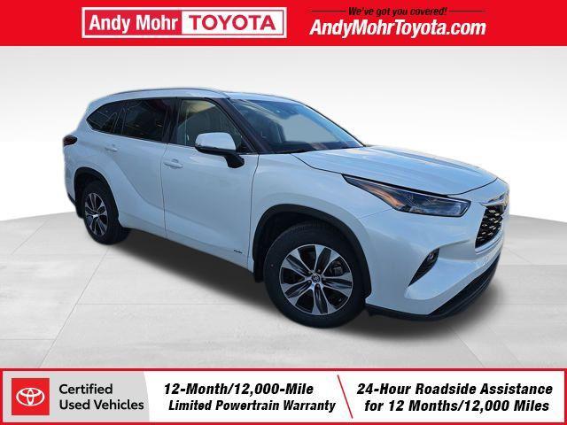 used 2022 Toyota Highlander Hybrid car, priced at $32,075