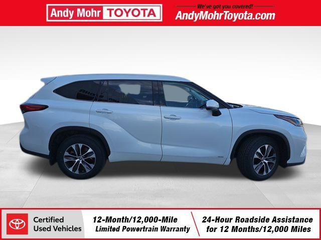 used 2022 Toyota Highlander Hybrid car, priced at $32,075
