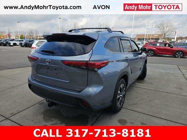 used 2020 Toyota Highlander Hybrid car, priced at $29,361