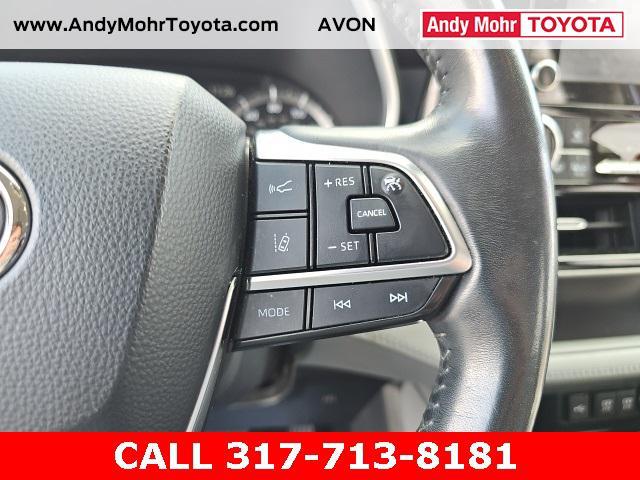 used 2020 Toyota Highlander Hybrid car, priced at $29,361