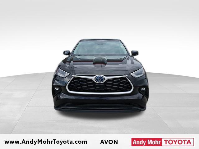 used 2021 Toyota Highlander Hybrid car, priced at $30,807