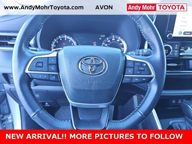 used 2023 Toyota Highlander car, priced at $32,000