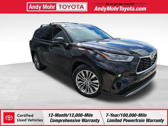 used 2021 Toyota Highlander car, priced at $41,117