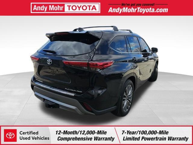 used 2021 Toyota Highlander car, priced at $41,117