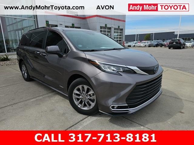 used 2021 Toyota Sienna car, priced at $43,447
