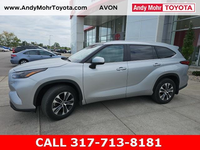 used 2023 Toyota Highlander car, priced at $39,964