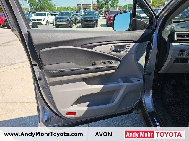 used 2021 Honda Pilot car, priced at $26,783