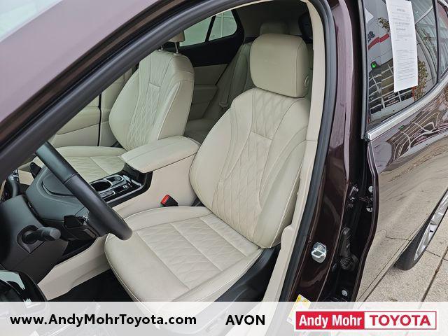 used 2023 Buick Envision car, priced at $27,577