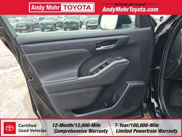 used 2024 Toyota Highlander car, priced at $41,623