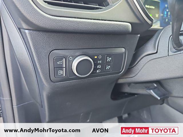 used 2020 Ford Escape car, priced at $18,098