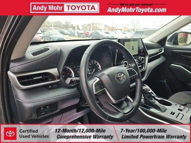 used 2024 Toyota Highlander car, priced at $38,675