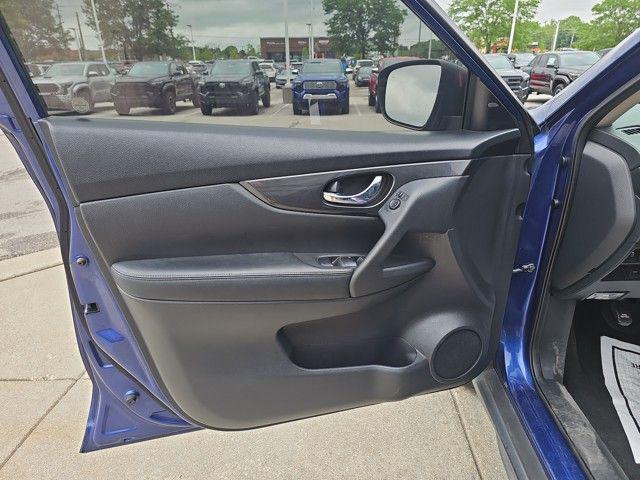 used 2019 Nissan Rogue car, priced at $14,299