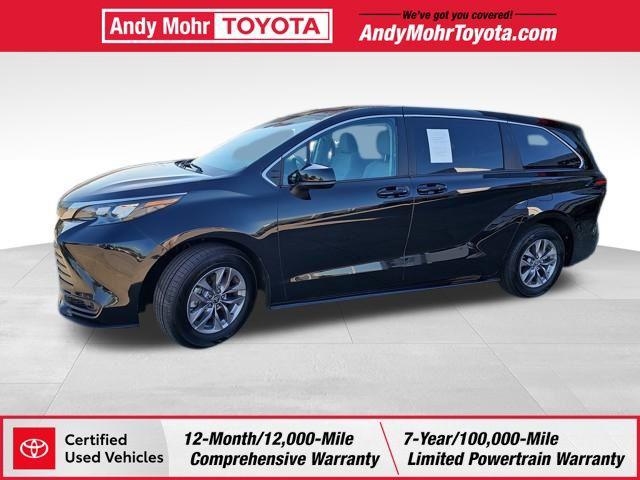 used 2024 Toyota Sienna car, priced at $39,639