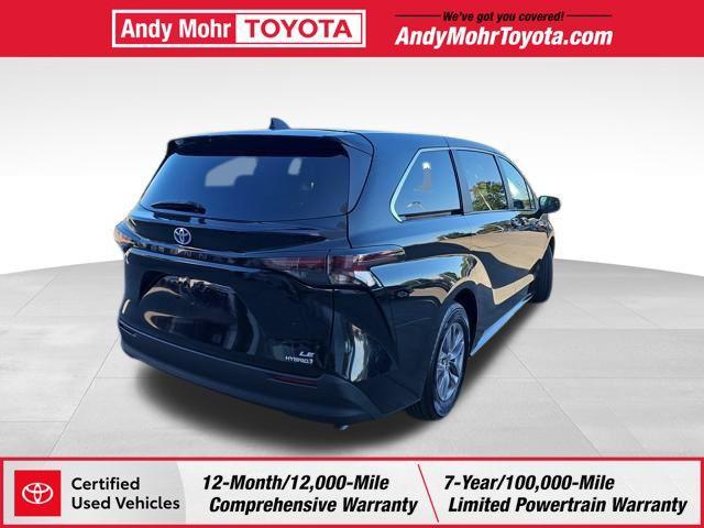 used 2024 Toyota Sienna car, priced at $39,639