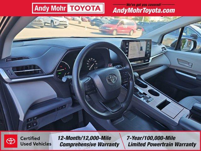 used 2024 Toyota Sienna car, priced at $39,639