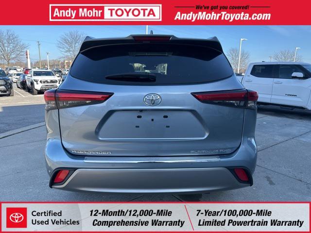 used 2022 Toyota Highlander car, priced at $39,000