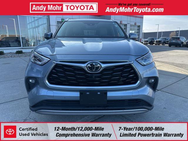 used 2022 Toyota Highlander car, priced at $39,000