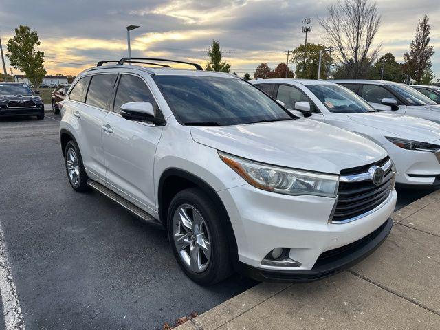 used 2015 Toyota Highlander car, priced at $18,799