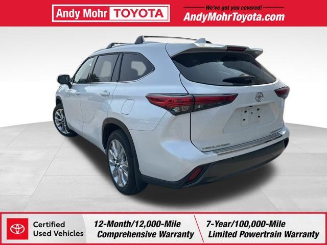 used 2023 Toyota Highlander car, priced at $43,856